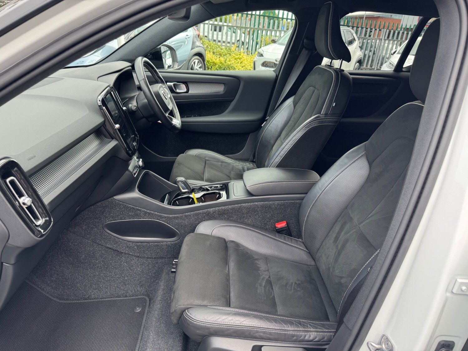 Used Volvo XC40 2020 for sale - 77710947: Photo 22