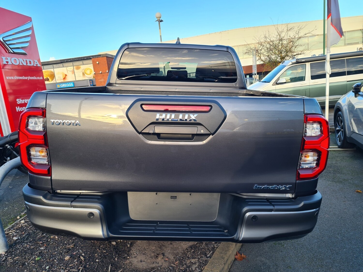 Used Toyota Hilux for sale - 76523603: Photo 5