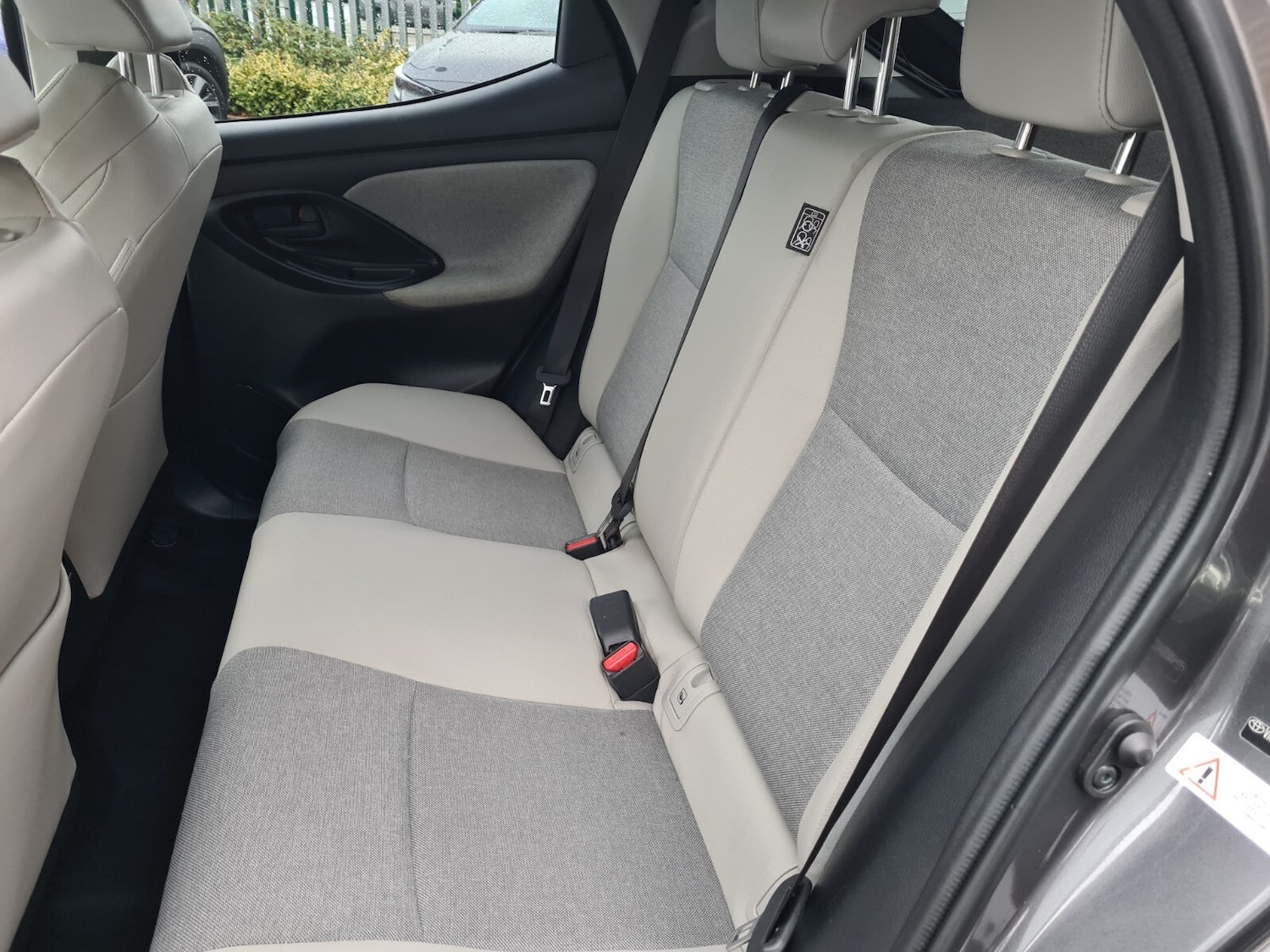 Used Toyota Yaris 2022 for sale - 76315811: Photo 20