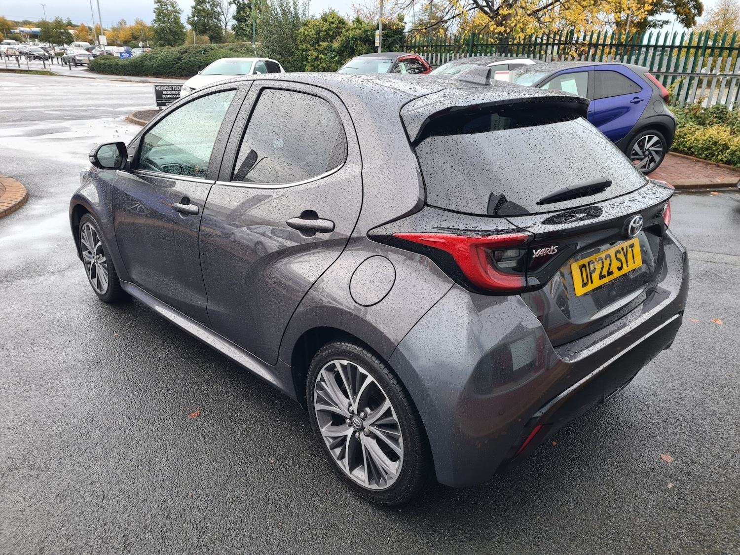 Used Toyota Yaris 2022 for sale - 76315811: Photo 6
