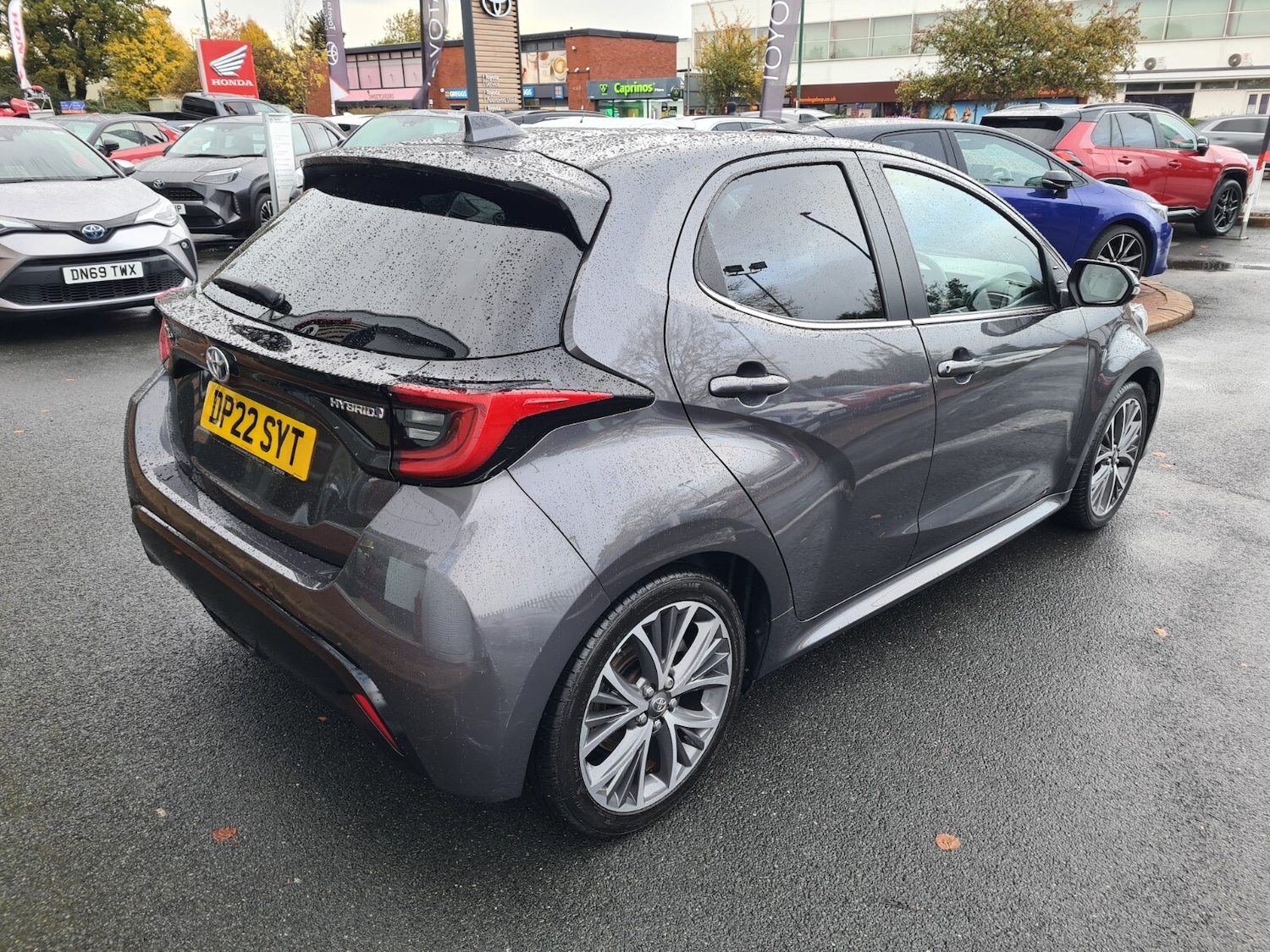 Used Toyota Yaris 2022 for sale - 76315811: Photo 8
