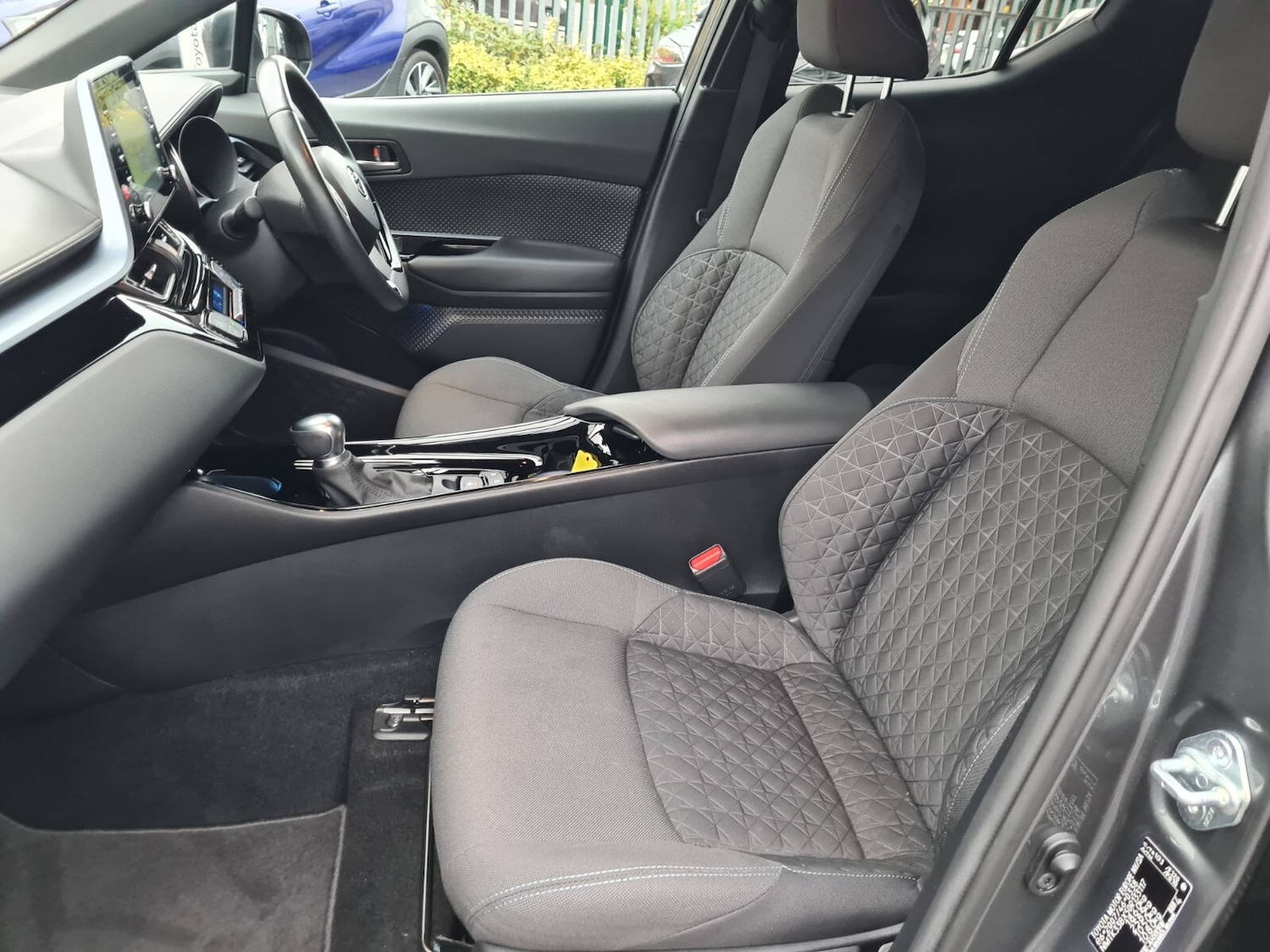 Used Toyota C-HR 2021 for sale - 76315785: Photo 23