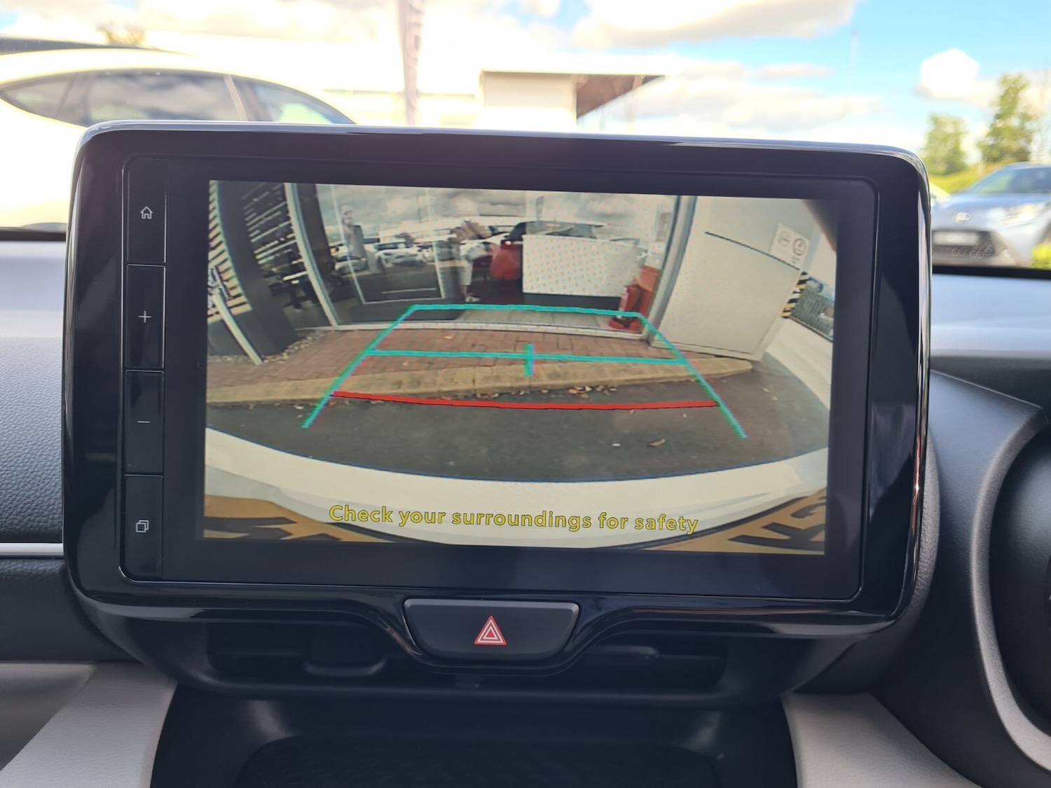 Used Toyota Yaris 2024 for sale - 77019851: Photo 15