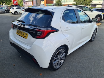 Used Toyota Yaris 2024 for sale - 77019851: Photo