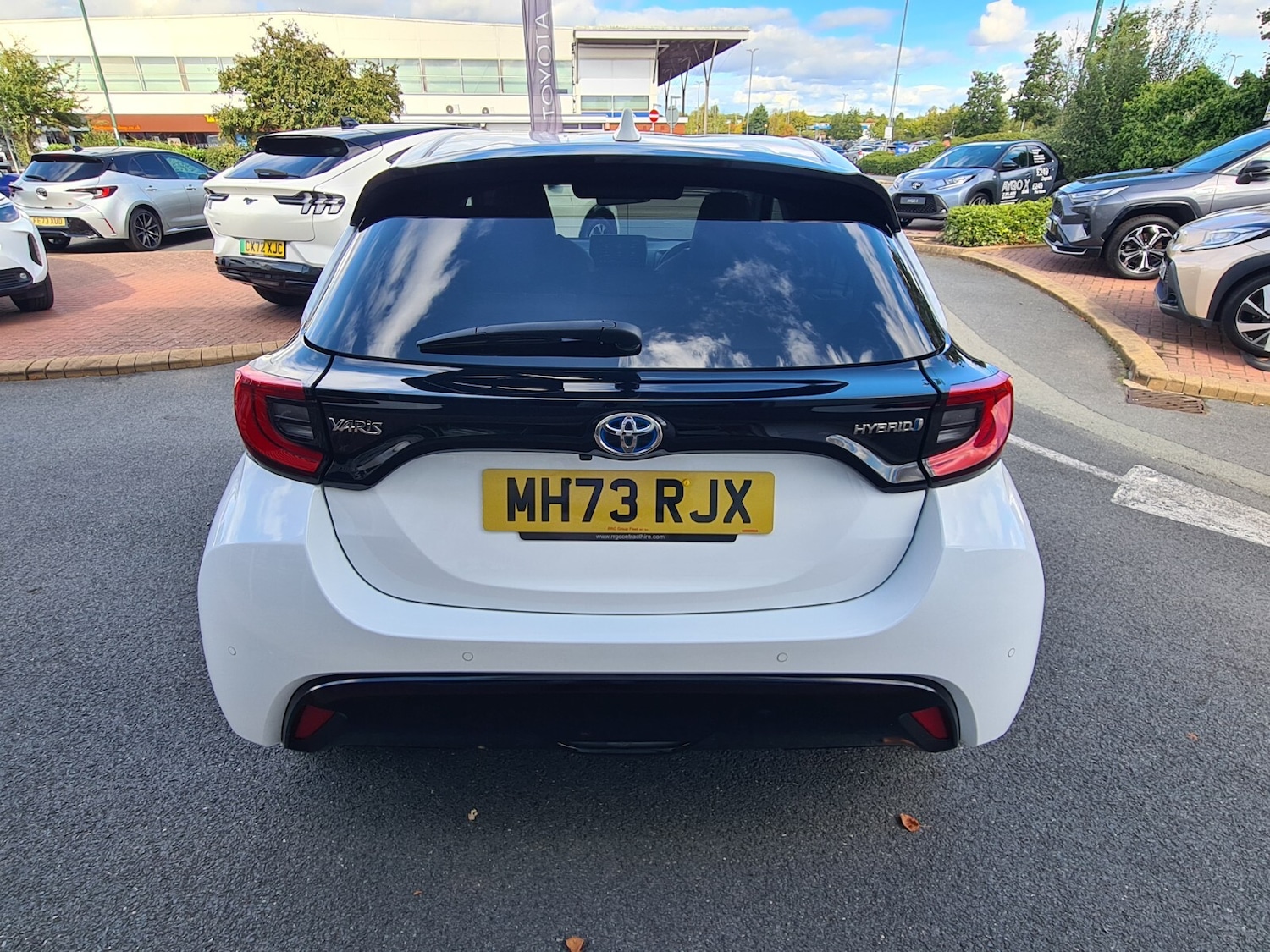 Used Toyota Yaris 2024 for sale - 77019851: Photo 5