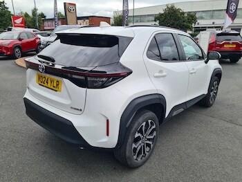 Used Toyota Yaris Cross 2024 for sale - 76276505: Photo