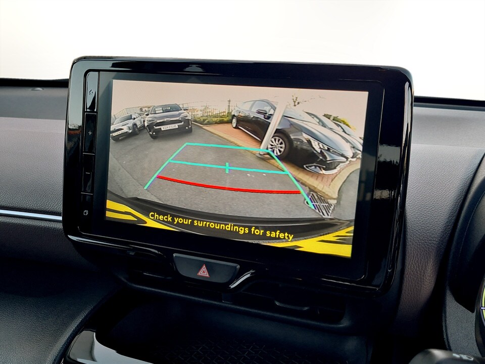 Used Toyota Yaris Cross 2022 for sale - 77927448: Photo 32