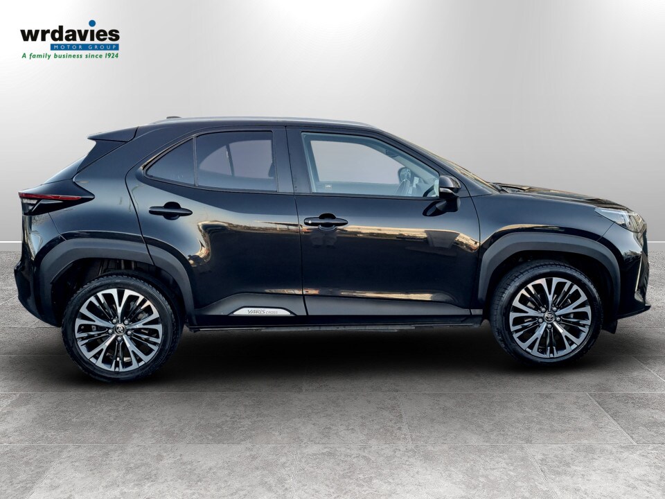 Used Toyota Yaris Cross 2022 for sale - 77927448: Photo 9