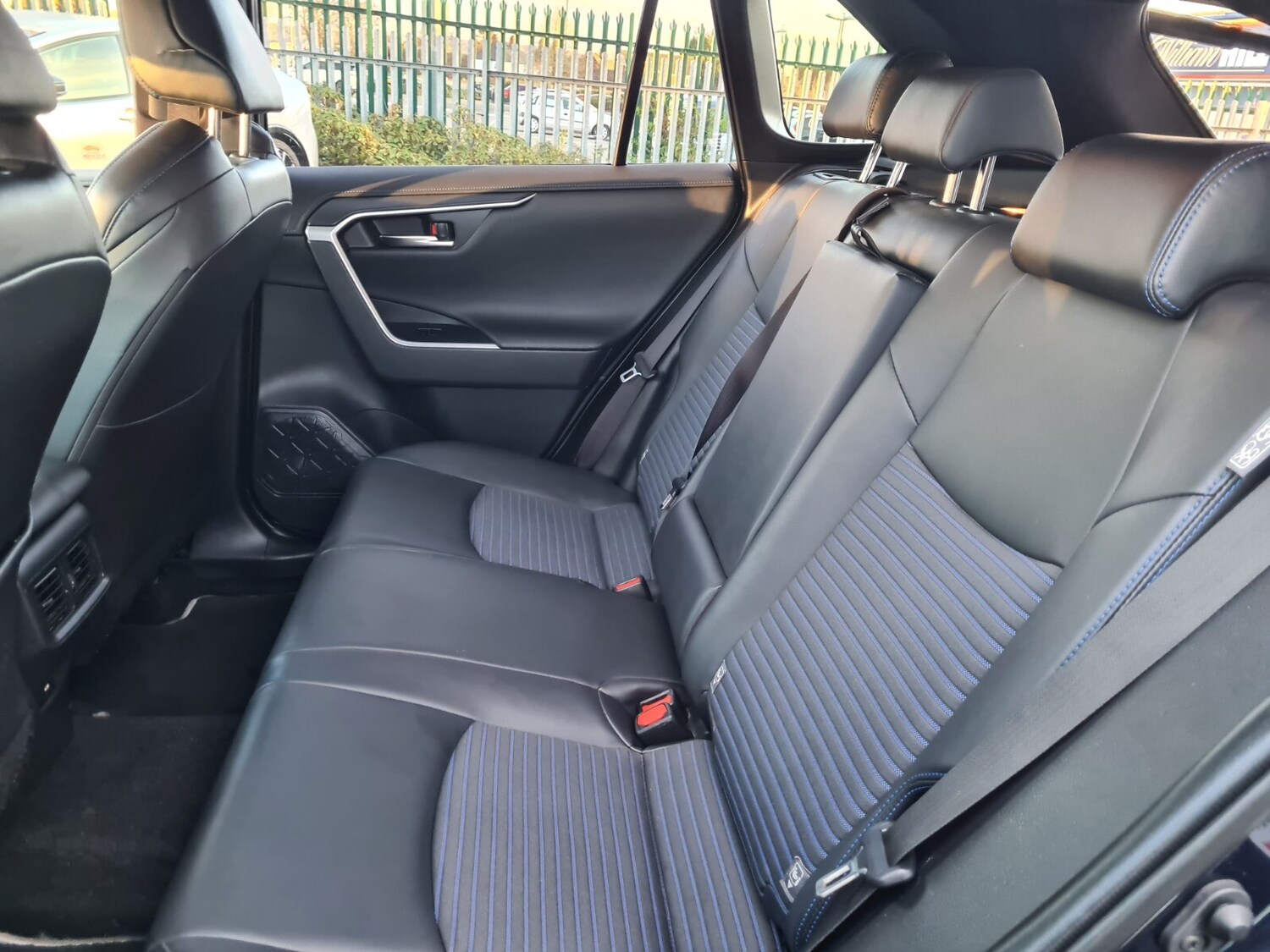 Used Toyota RAV4 2020 for sale - 77710933: Photo 21