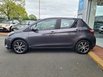Used Toyota Yaris 2019 for sale - 78356583: Photo