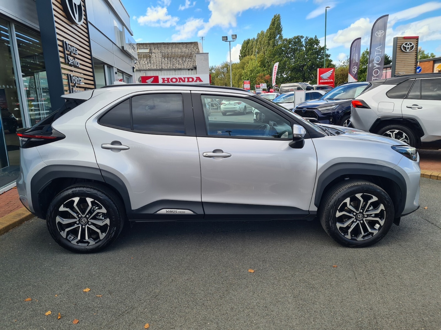 Used Toyota Yaris Cross 2025 for sale - 76276438: Photo 7