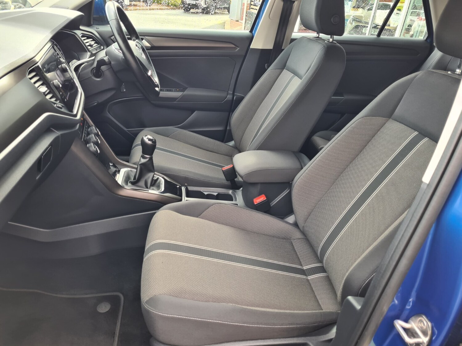 Used Volkswagen T-Roc 2019 for sale - 76856375: Photo 22