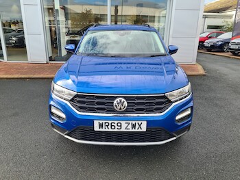Used Volkswagen T-Roc 2019 for sale - 76856375: Photo