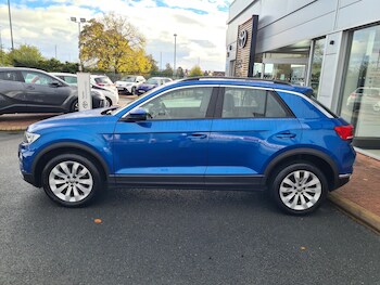 Used Volkswagen T-Roc 2019 for sale - 76856375: Photo
