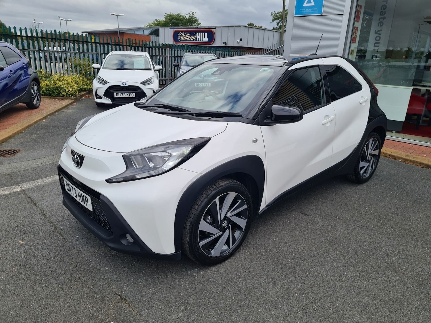 Used Toyota Aygo X 2023 for sale - 77019871: Photo 3