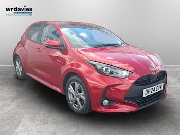 Used Toyota Yaris 2024 for sale - 79374864: Photo