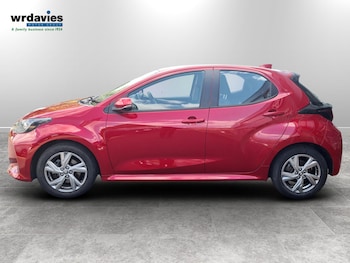 Used Toyota Yaris 2024 for sale - 79374864: Photo