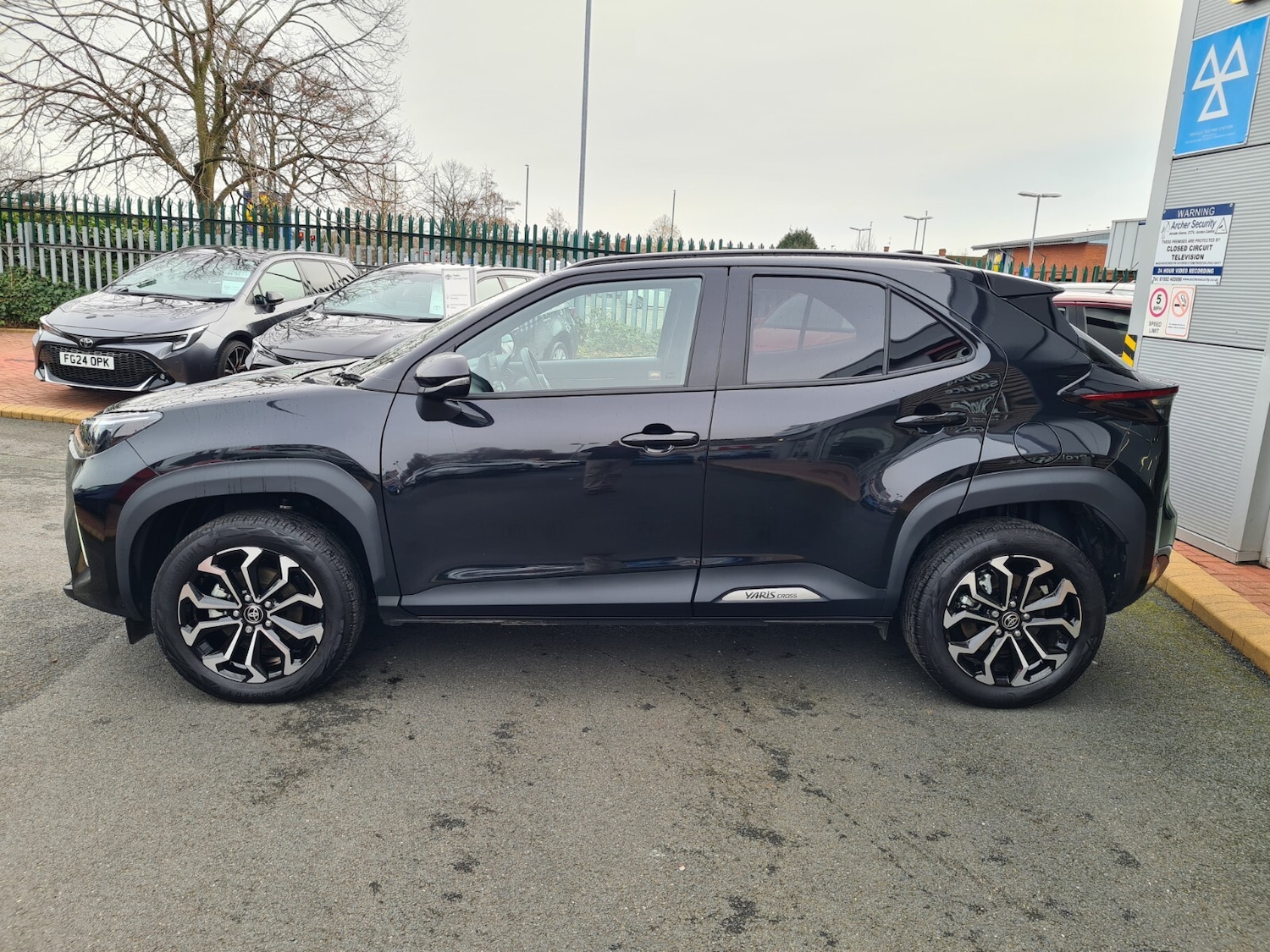 Used Toyota Yaris Cross 2025 for sale - 77581320: Photo 4