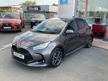 Used Toyota Yaris 2022 for sale - 74673790: Photo