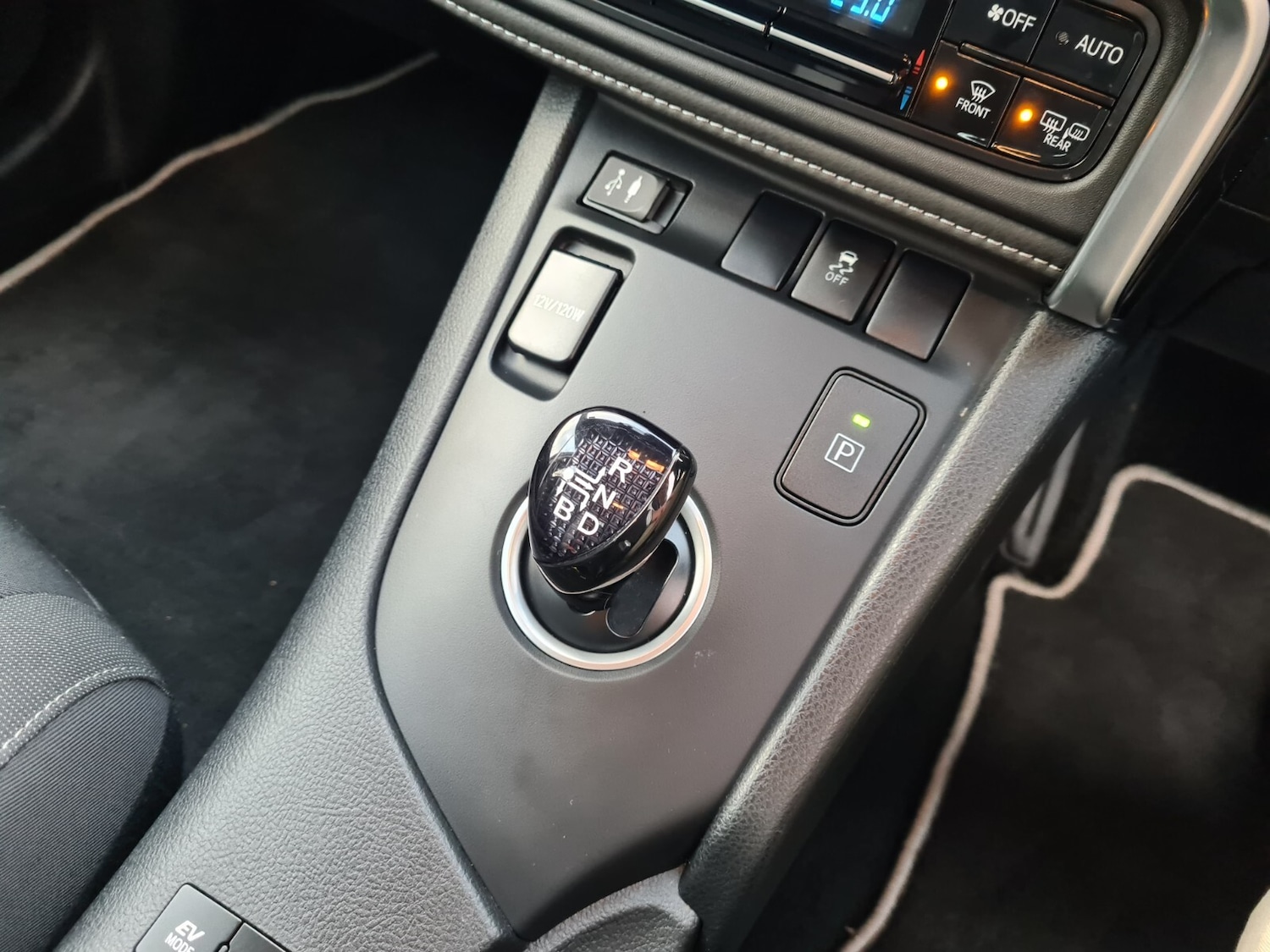 Used Toyota Auris 2018 for sale - 77019914: Photo 14