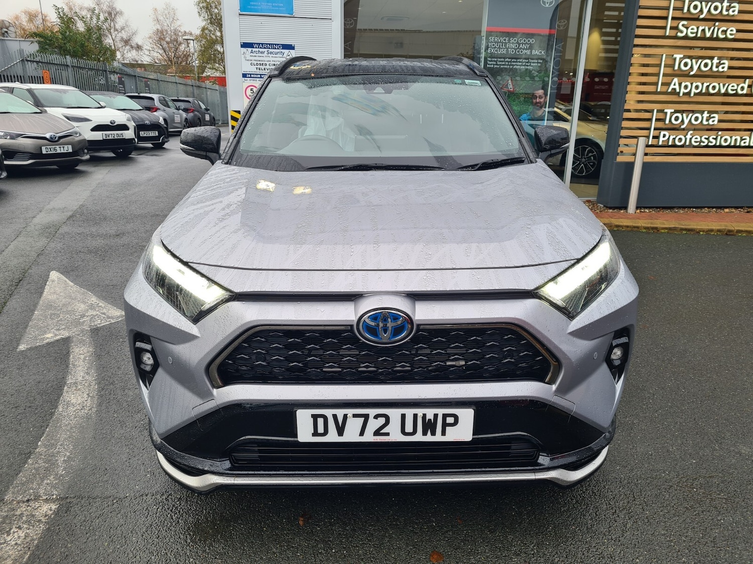 Used Toyota RAV4 2022 for sale - 77019842: Photo 2