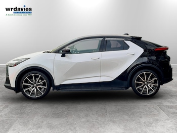 Used Toyota C-HR 2025 for sale - 78219062: Photo