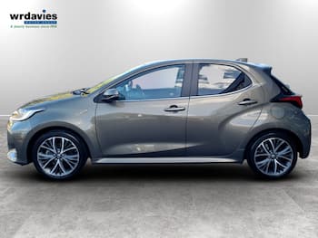 Used Toyota Yaris 2023 for sale - 79590935: Photo