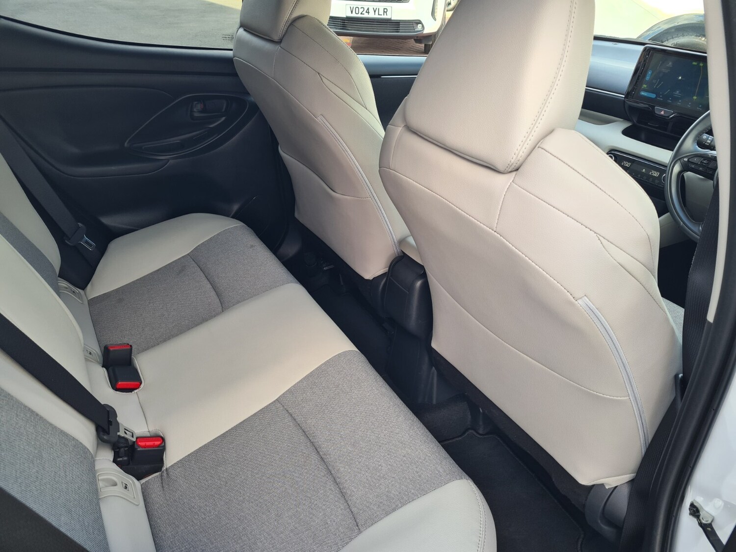 Used Toyota Yaris 2024 for sale - 76856468: Photo 18