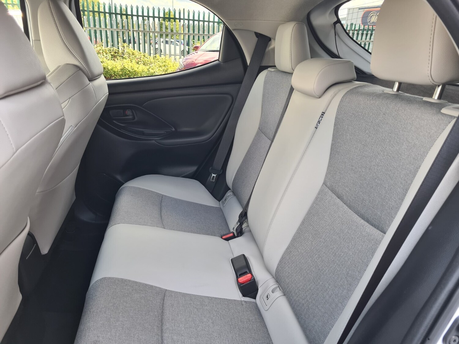 Used Toyota Yaris 2024 for sale - 76856468: Photo 21