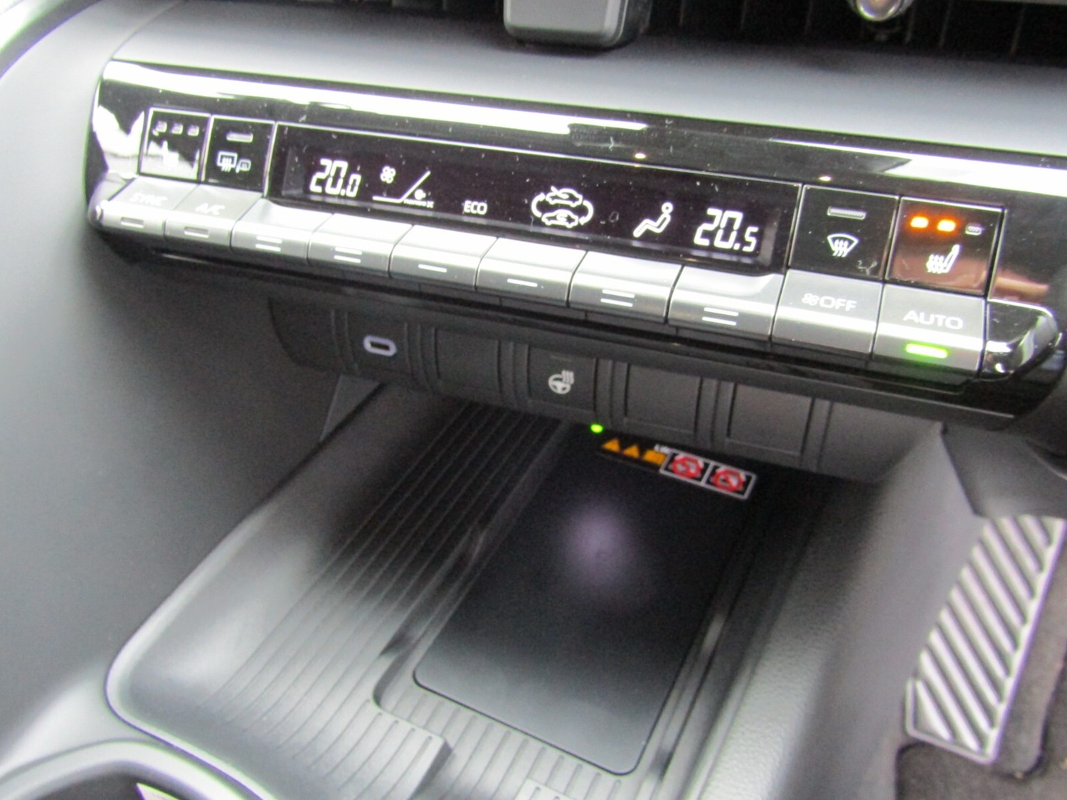 Used Toyota C-HR 2024 for sale - 76355194: Photo 16