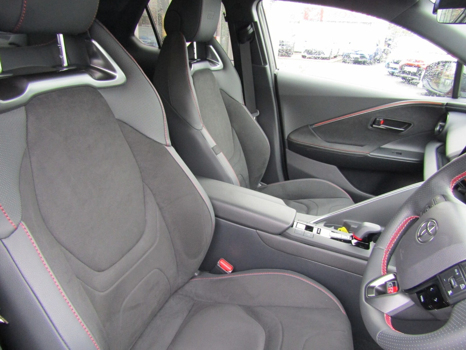 Used Toyota C-HR 2024 for sale - 76355194: Photo 19