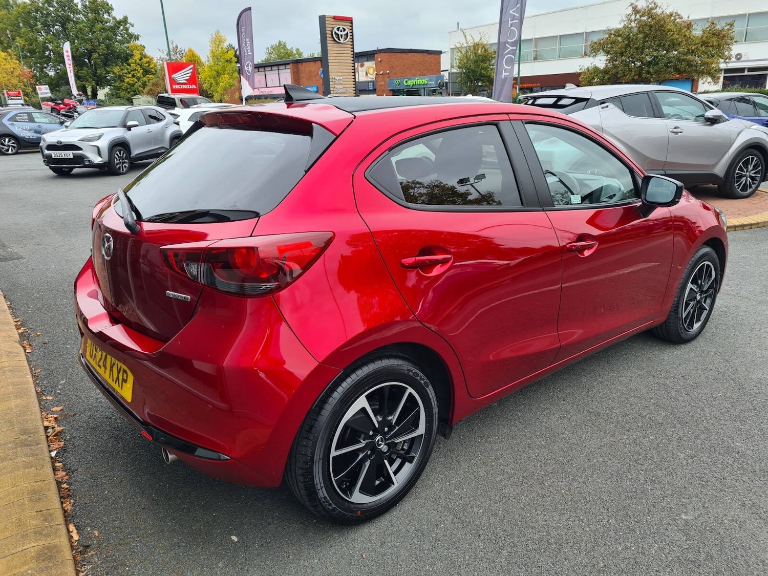 Used Mazda Mazda2 2024 for sale - 77165522: Photo 4