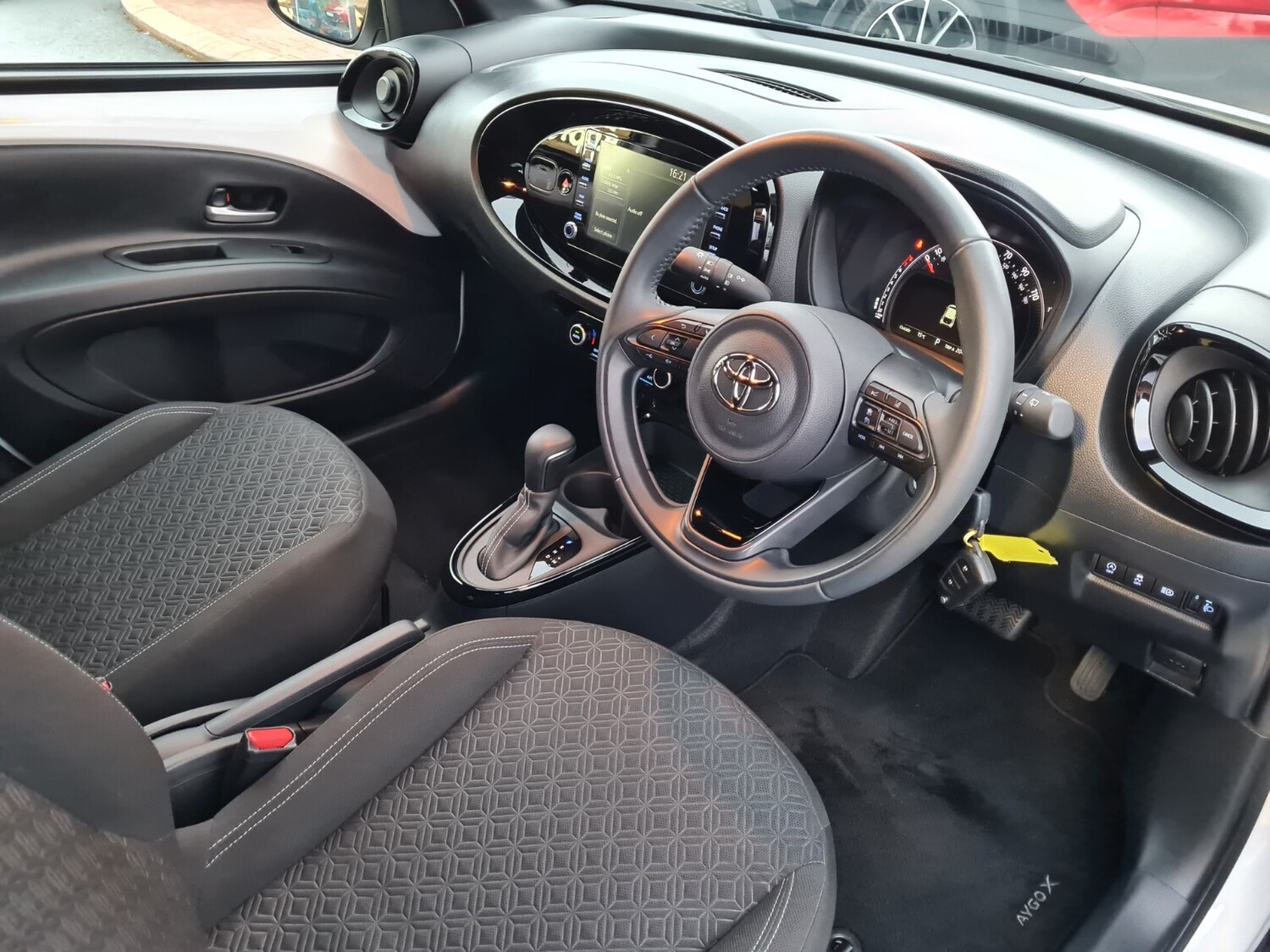 Used Toyota Aygo X 2023 for sale - 76589856: Photo 10