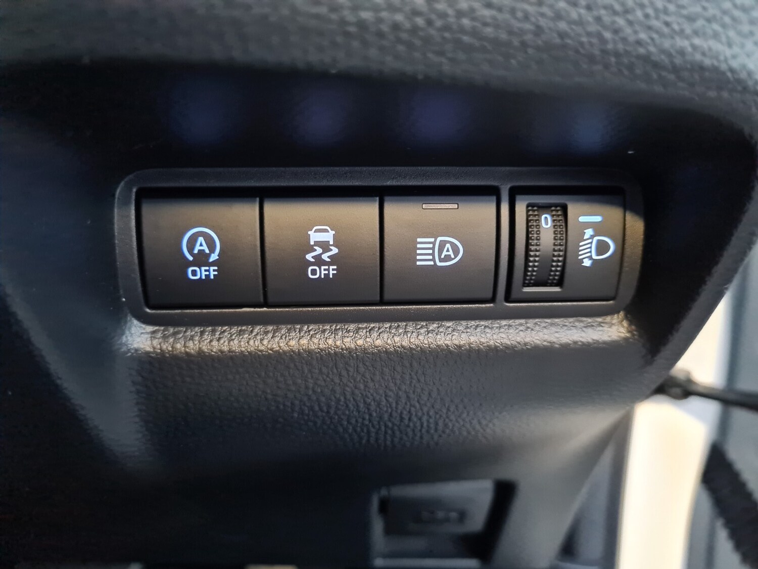 Used Toyota Aygo X 2023 for sale - 76589856: Photo 15