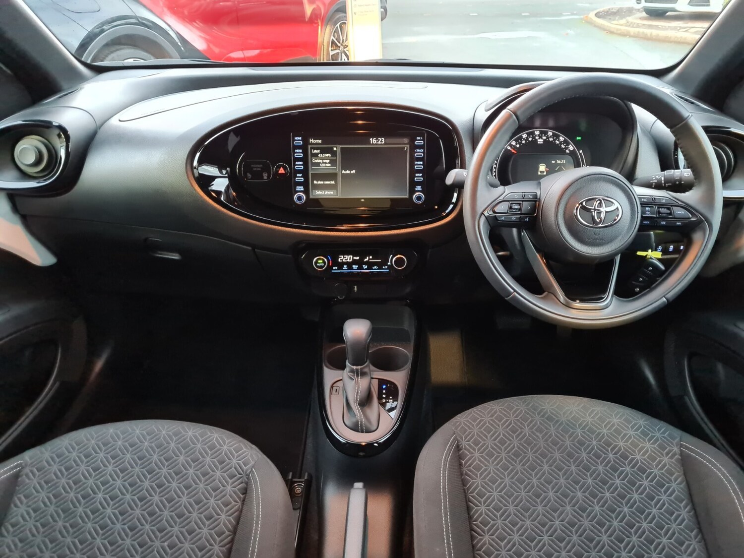 Used Toyota Aygo X 2023 for sale - 76589856: Photo 18