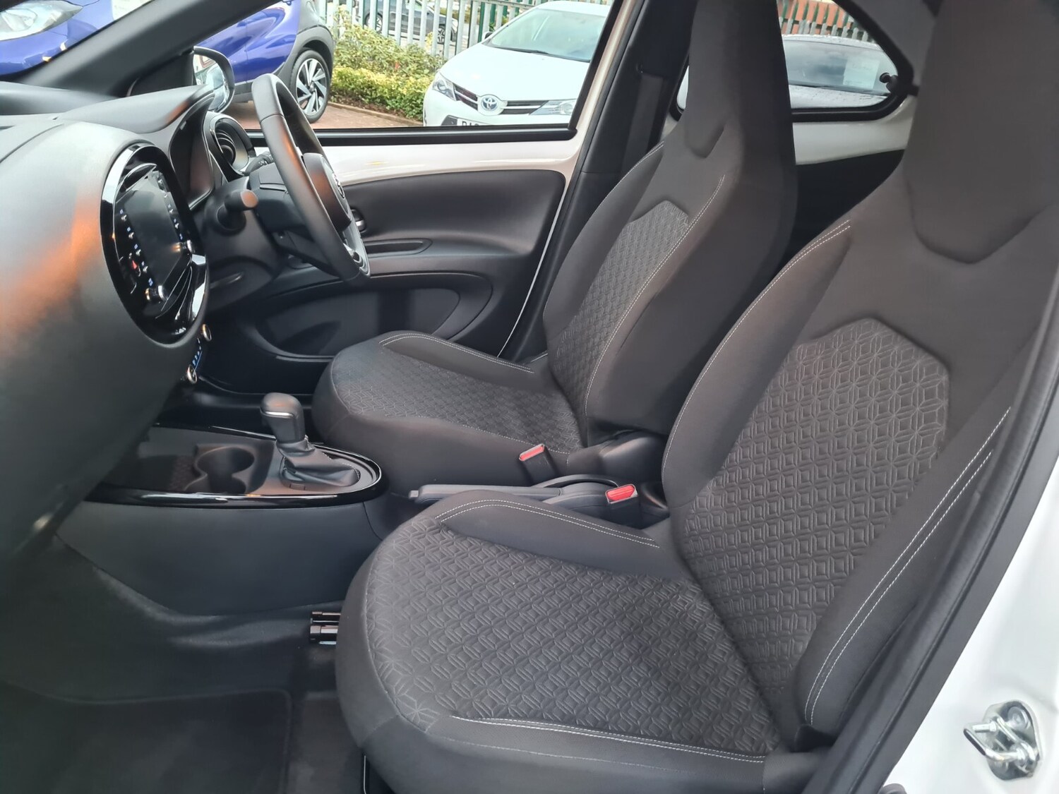 Used Toyota Aygo X 2023 for sale - 76589856: Photo 21