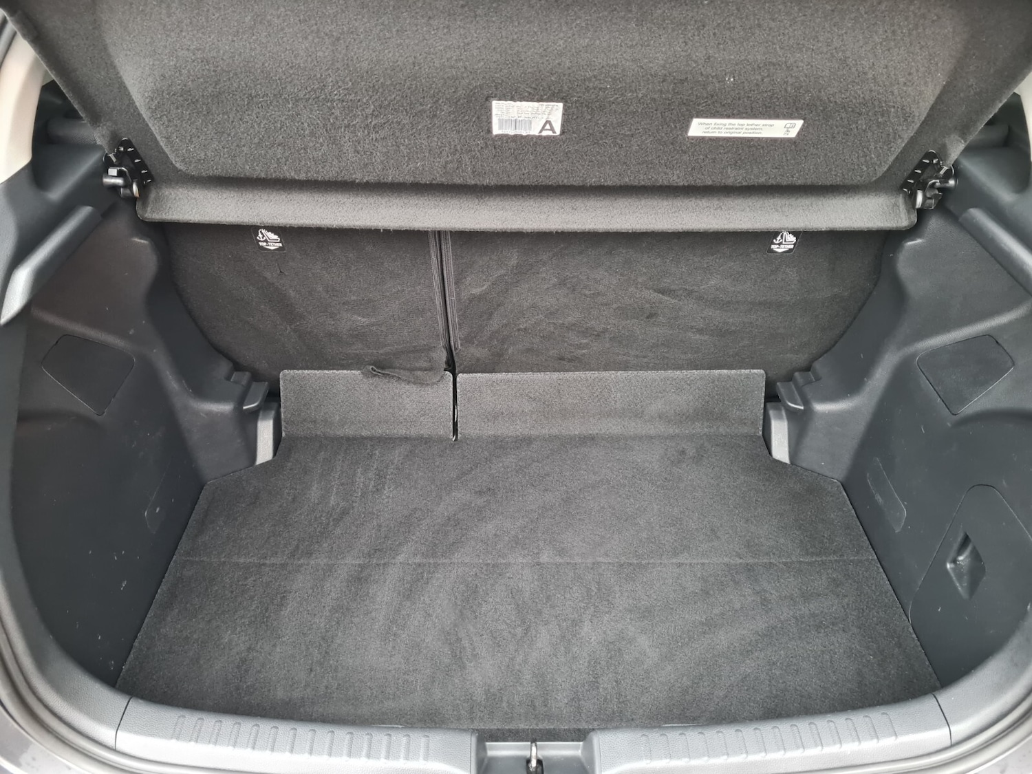 Used Toyota Yaris 2021 for sale - 77434930: Photo 17