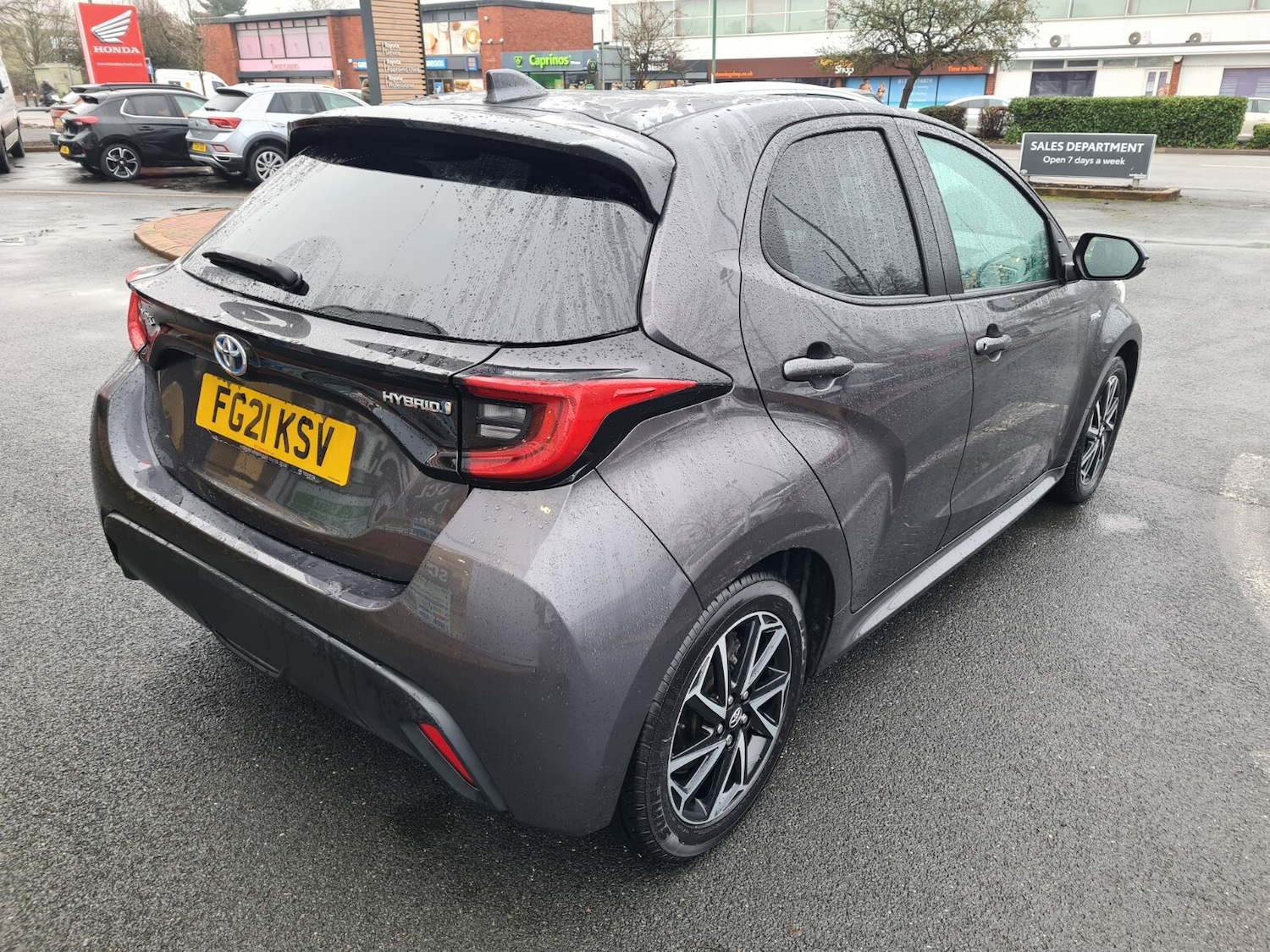 Used Toyota Yaris 2021 for sale - 77434930: Photo 7