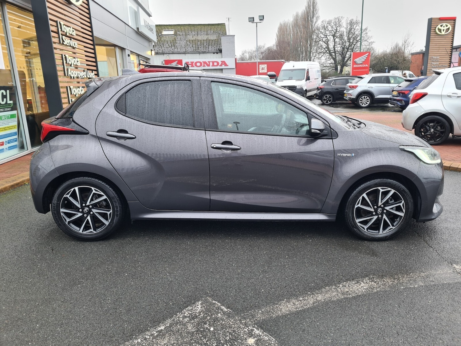 Used Toyota Yaris 2021 for sale - 77434930: Photo 8