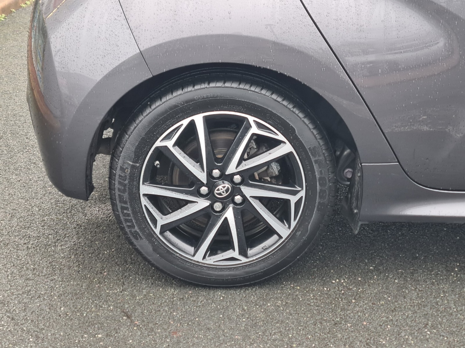 Used Toyota Yaris 2021 for sale - 77434930: Photo 9