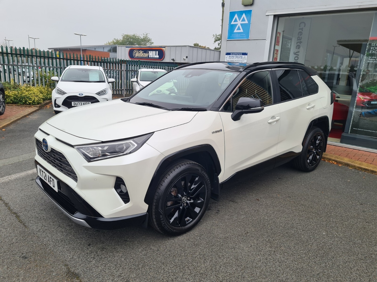 Used Toyota RAV4 2021 for sale - 77019867: Photo 3