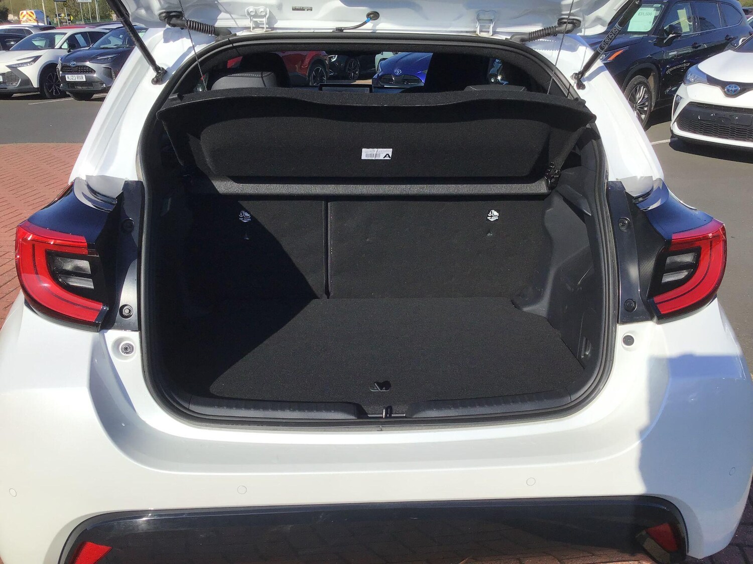 Used Toyota Yaris 2025 for sale - 76361289: Photo 12