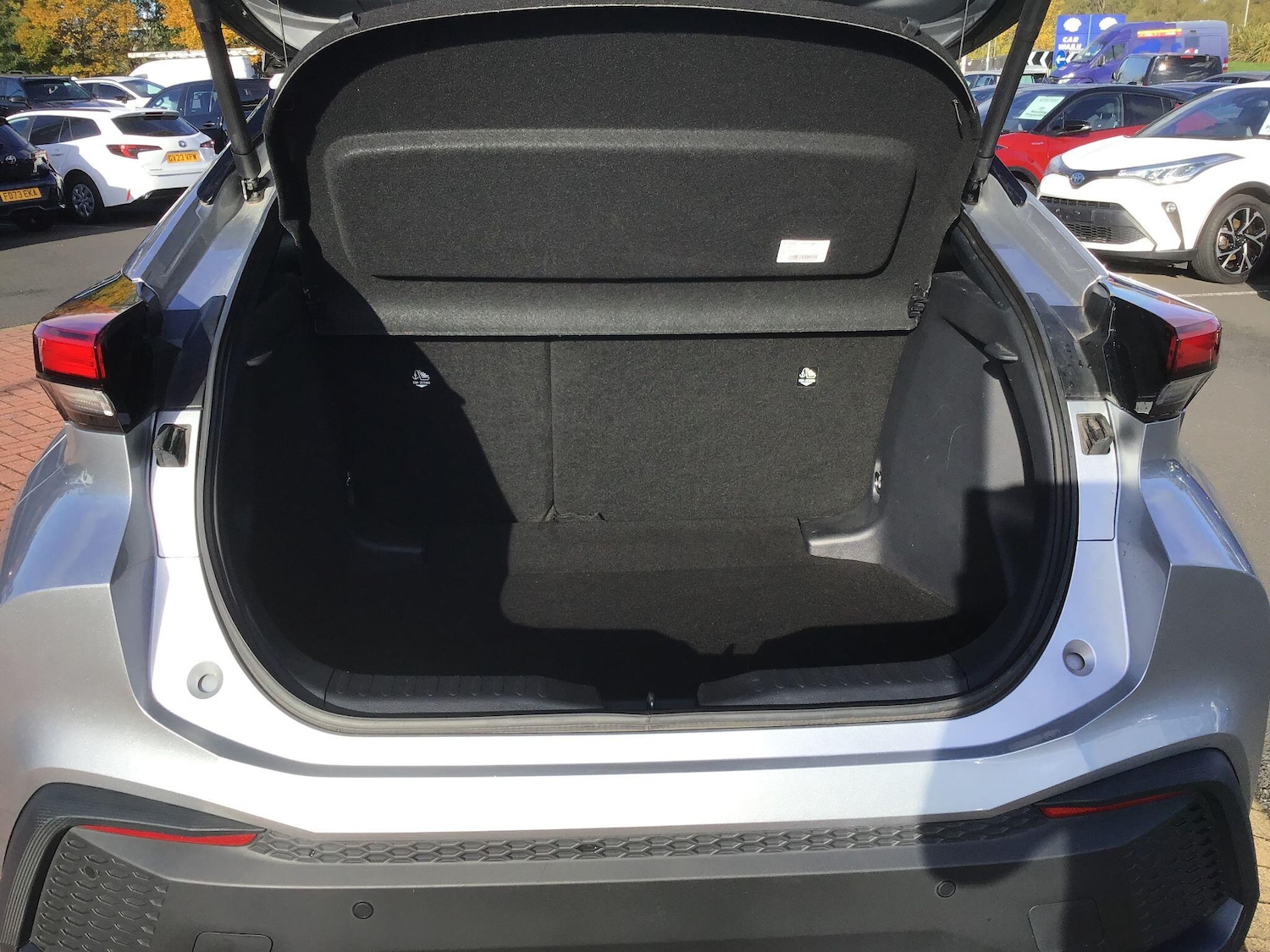 Used Toyota C-HR 2024 for sale - 76592366: Photo 12