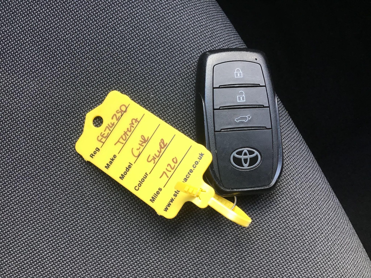 Used Toyota C-HR 2024 for sale - 76592366: Photo 21