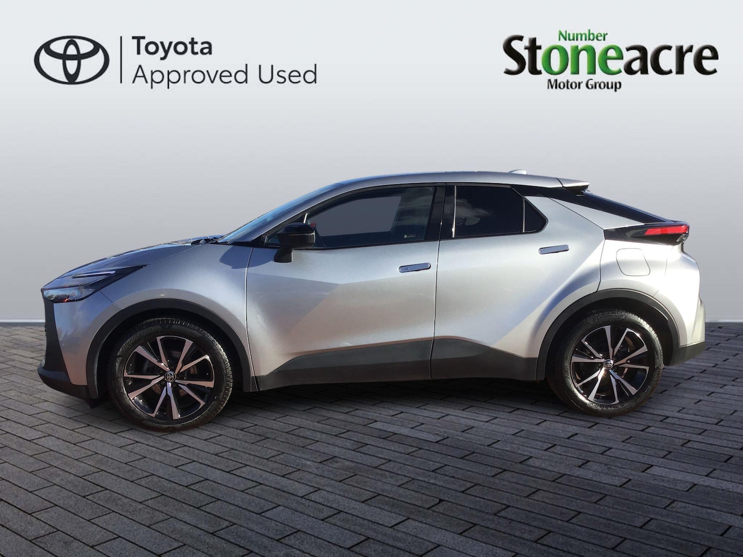Used Toyota C-HR 2024 for sale - 76592366: Photo 8