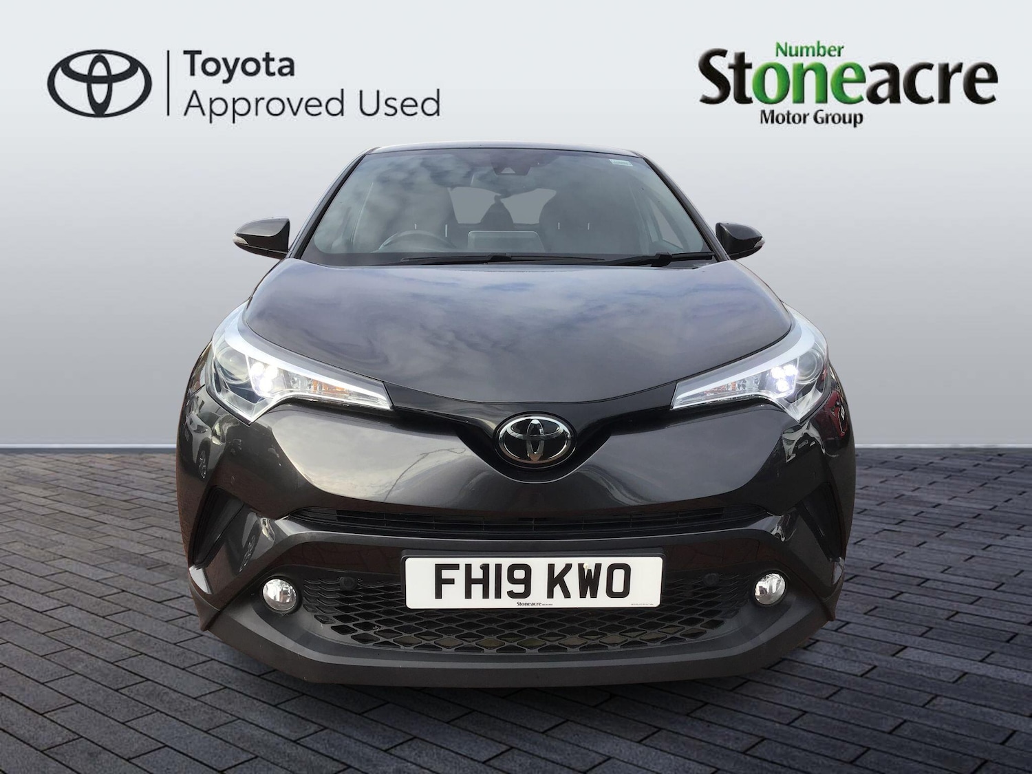 Used Toyota C-HR 2019 for sale - 76537600: Photo 10