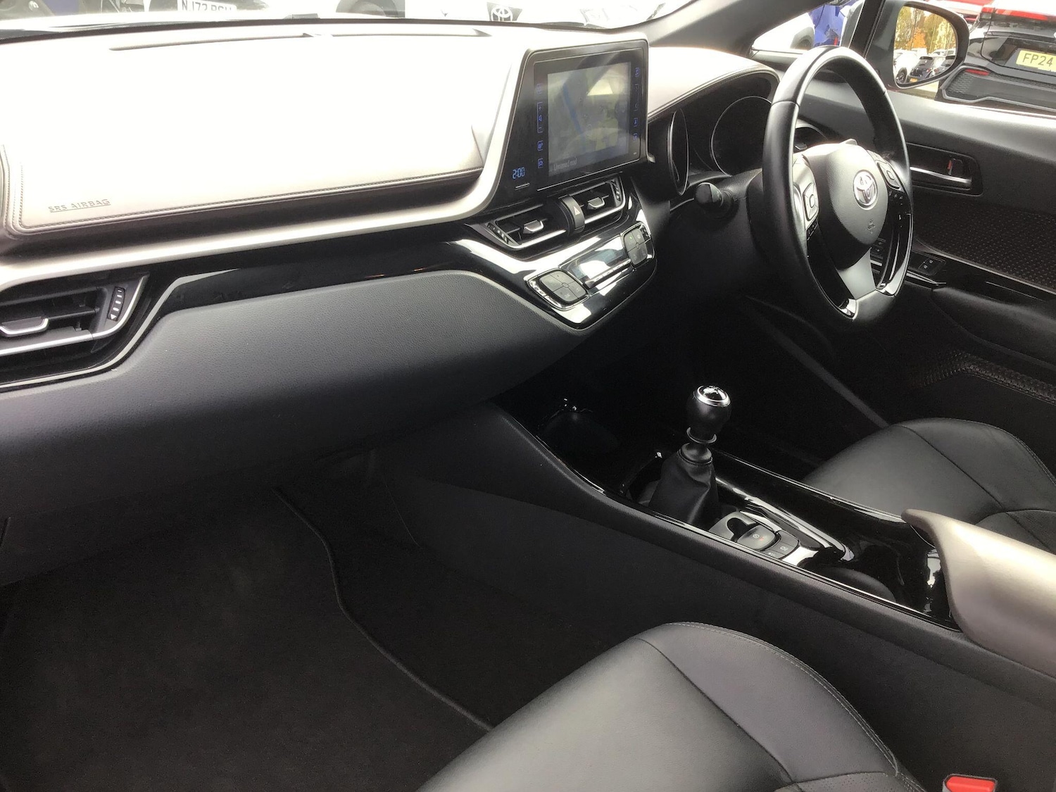 Used Toyota C-HR 2019 for sale - 76537600: Photo 13