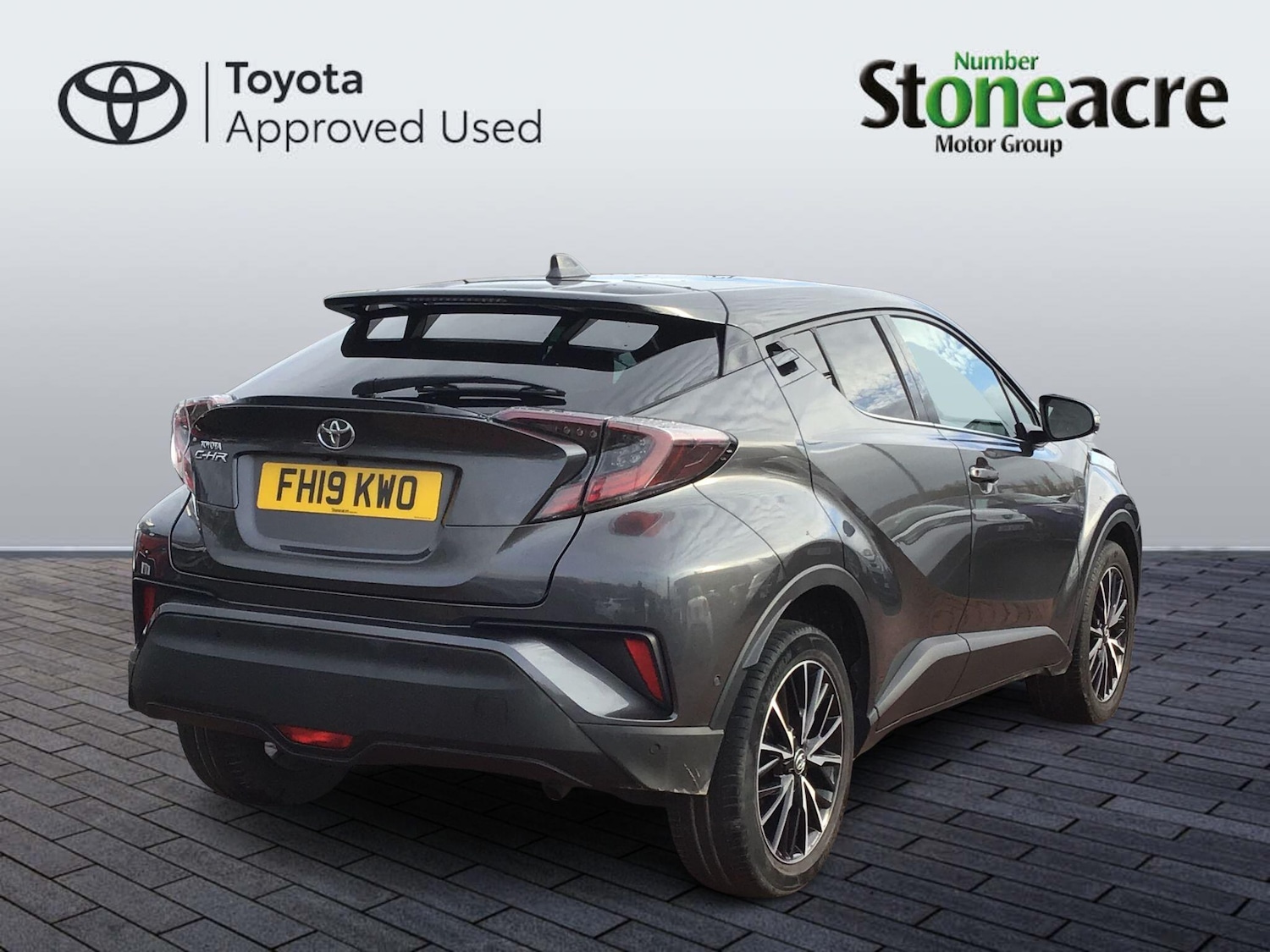 Used Toyota C-HR 2019 for sale - 76537600: Photo 5