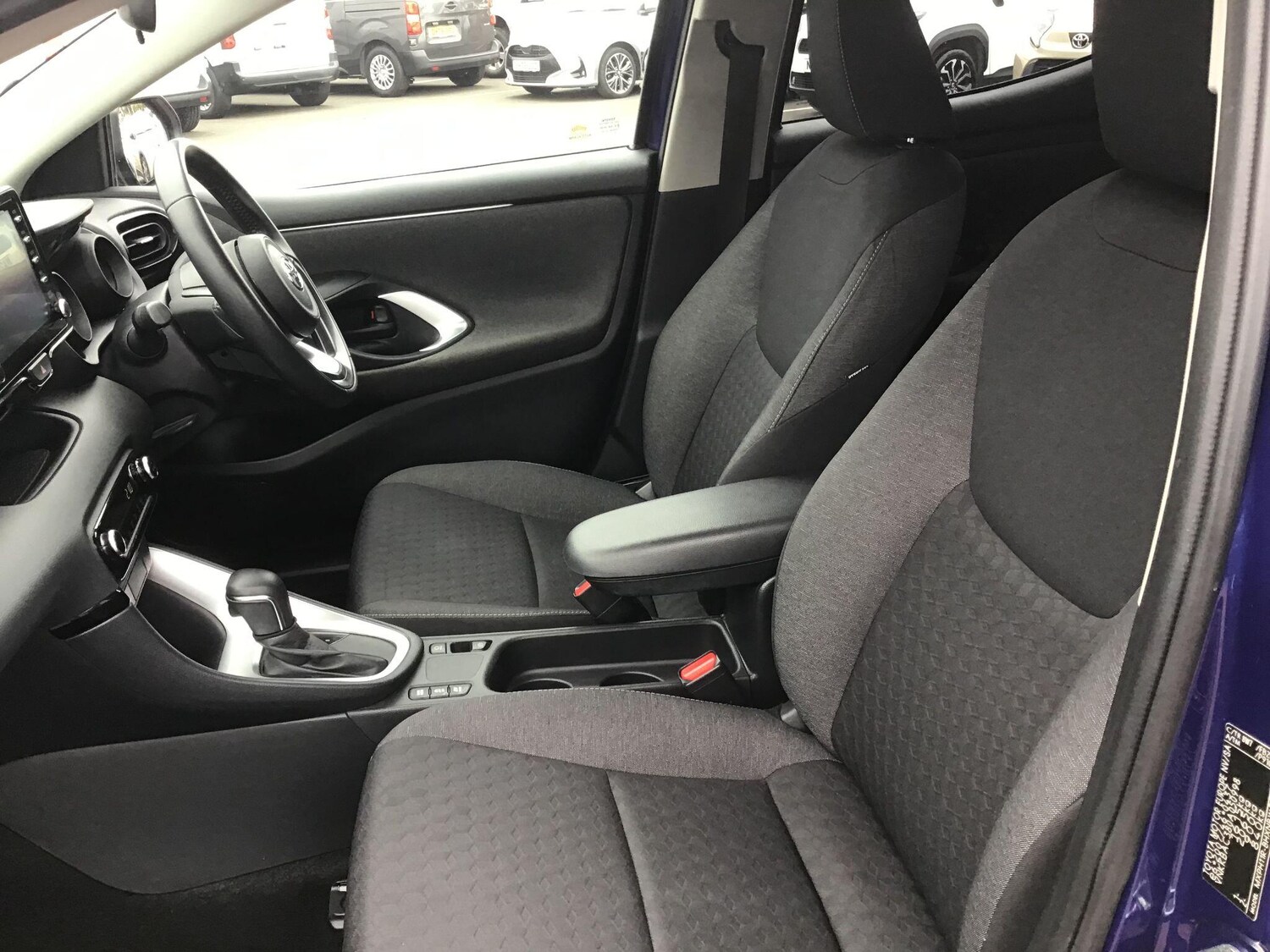 Used Toyota Yaris 2021 for sale - 78020383: Photo 19