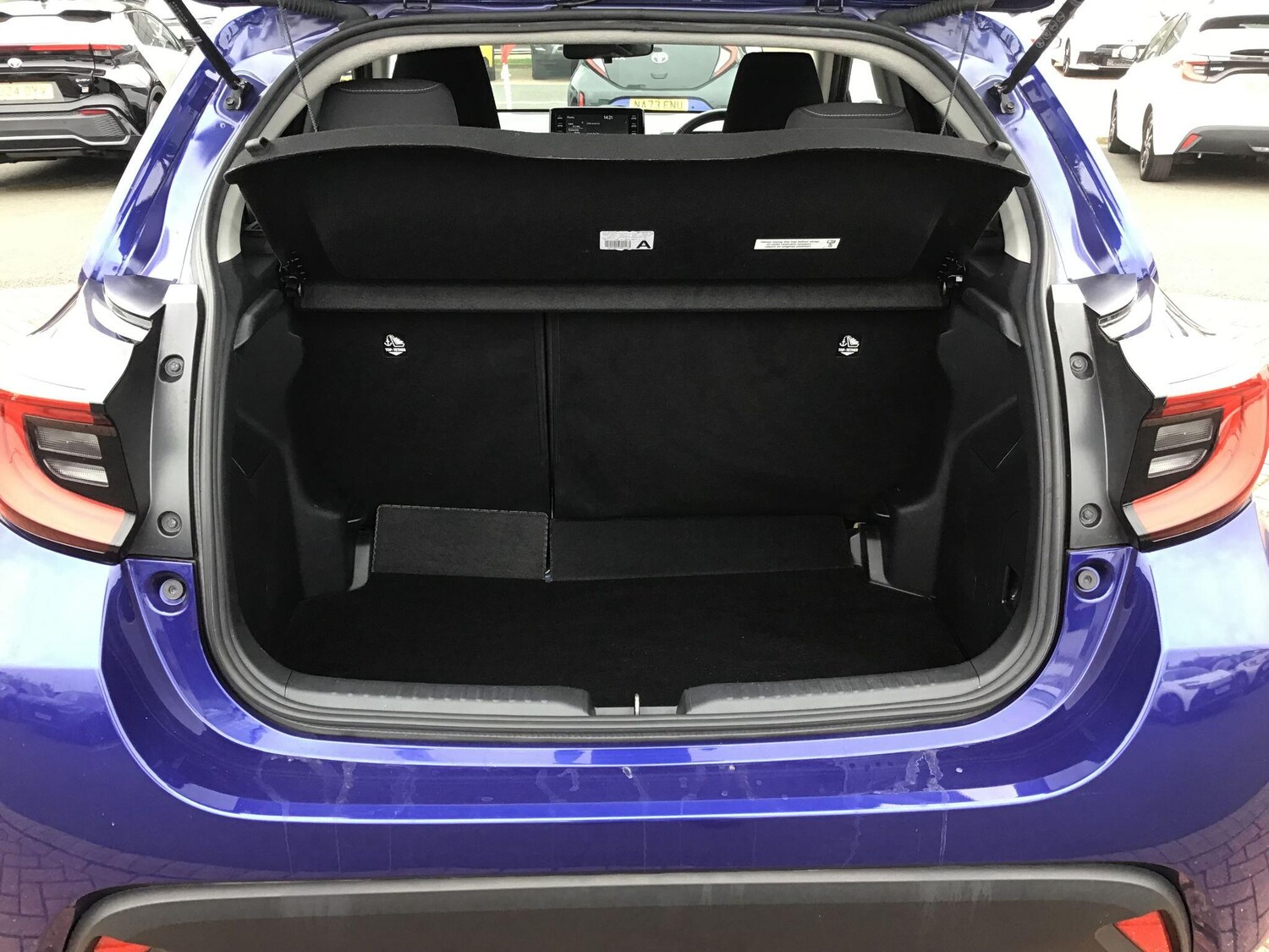 Used Toyota Yaris 2021 for sale - 78020383: Photo 22